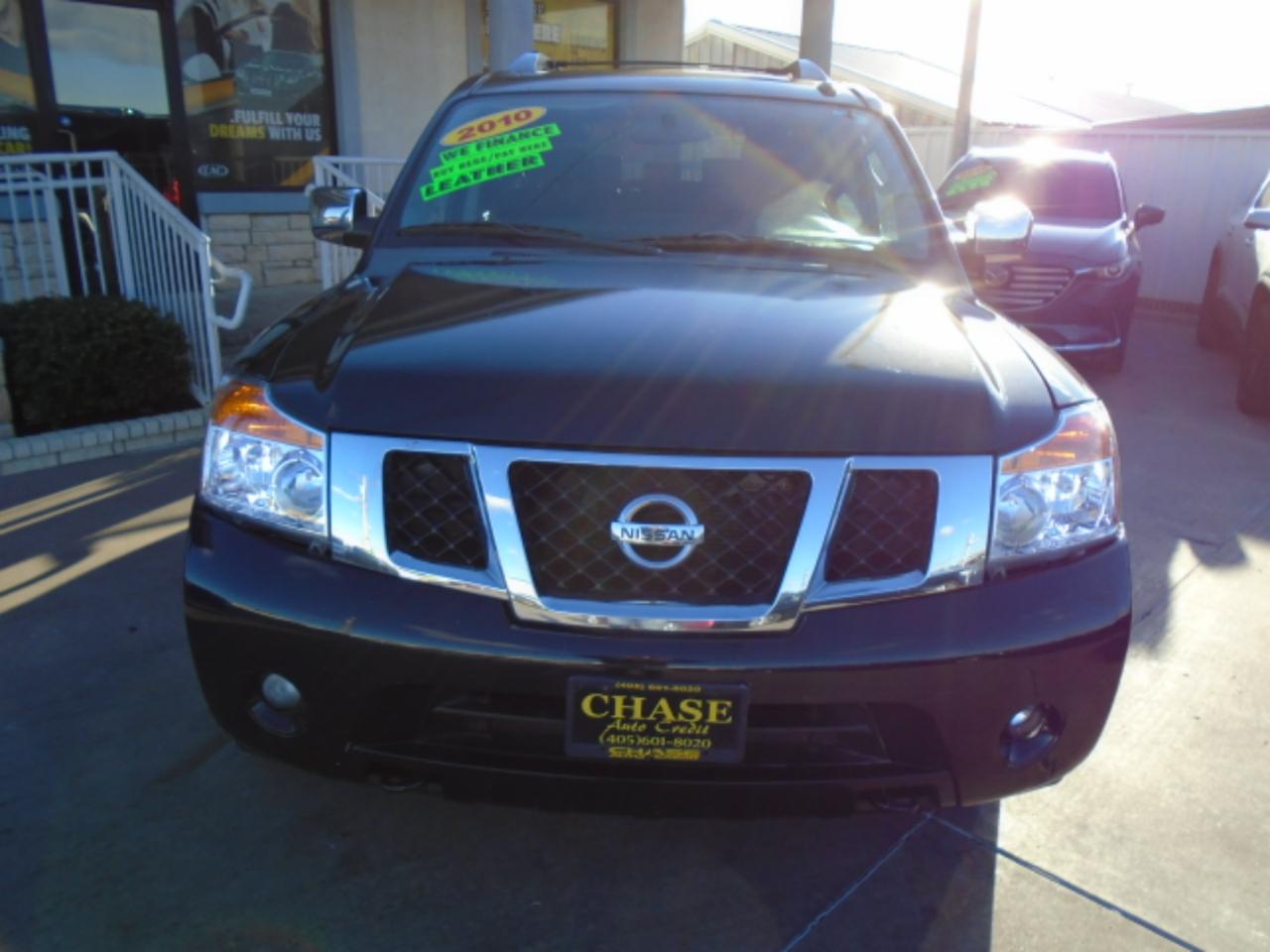 Nissan Armada SE 2WD 2010