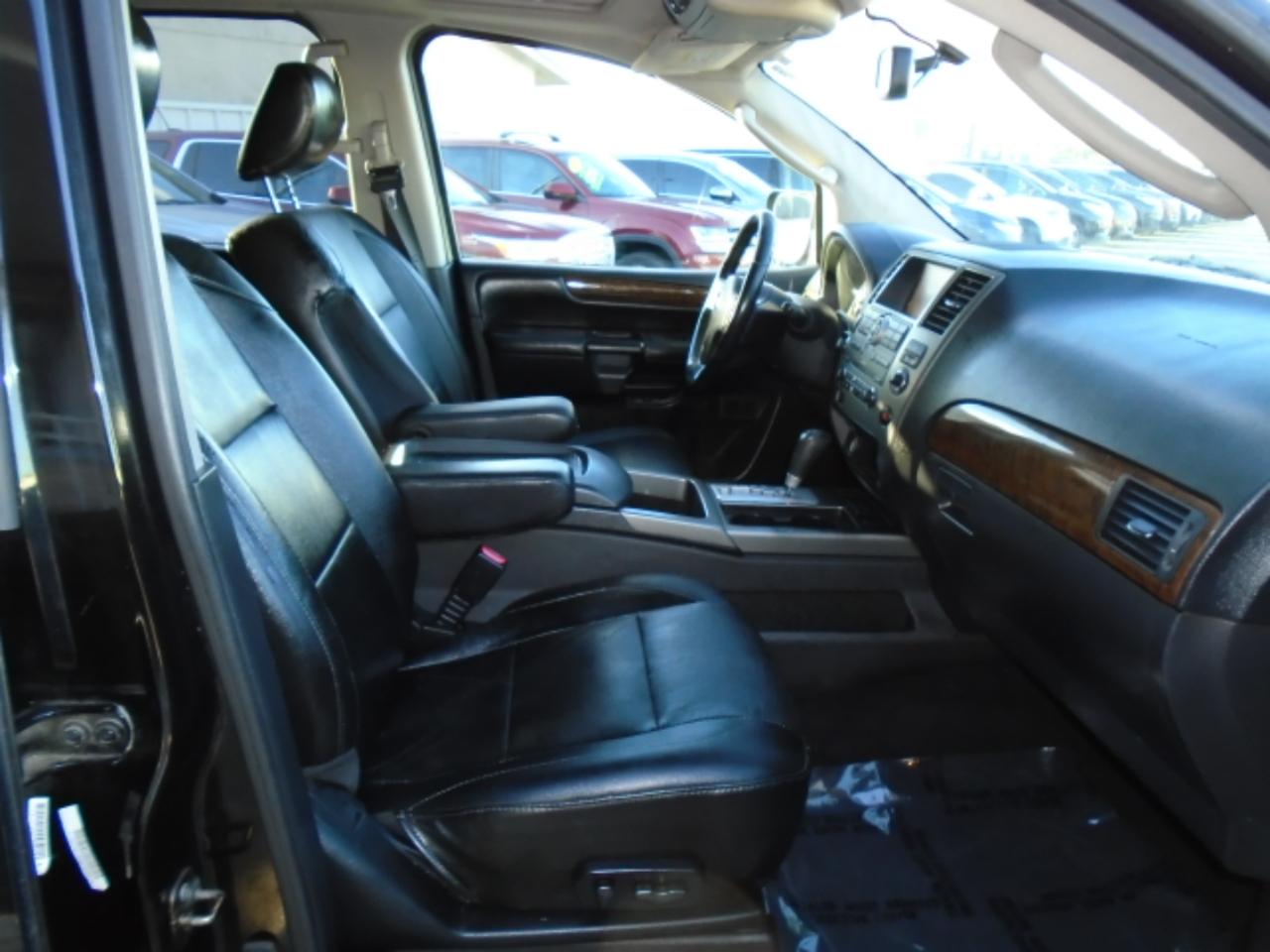 Nissan Armada SE 2WD 2010