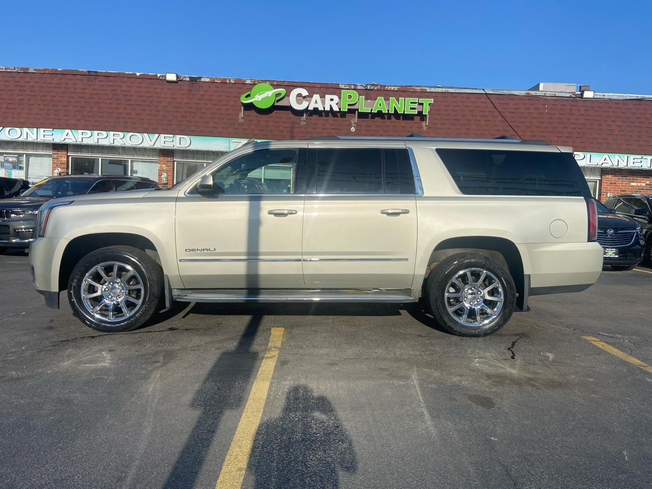 GMC Yukon Denali XL 4WD 2015