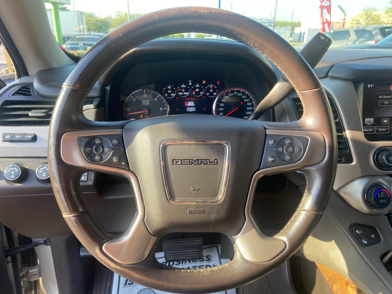 GMC Yukon Denali XL 4WD 2015