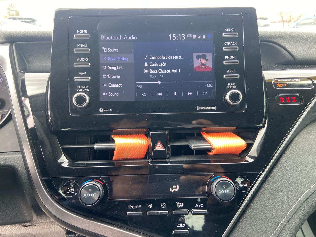 Toyota Camry SE 2023