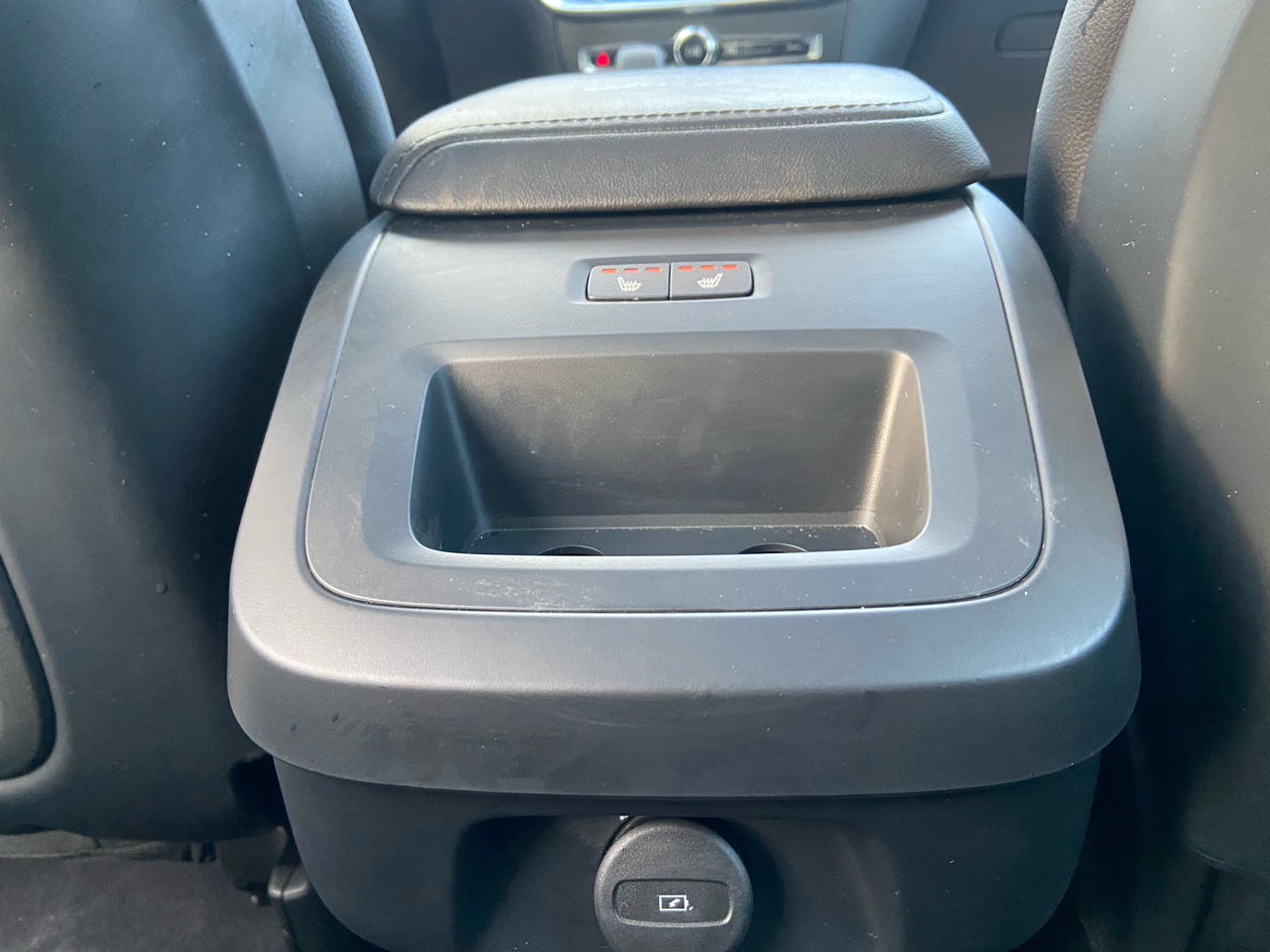 Volvo S60 B5 Core Dark 2024