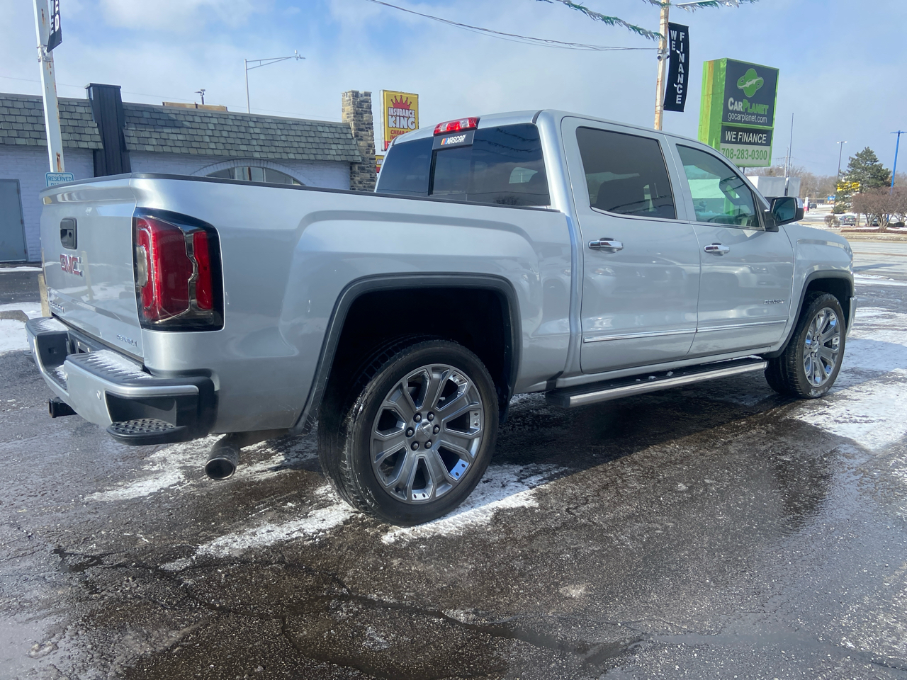 GMC Sierra 1500 Denali Crew Cab Long Box 4WD 2017