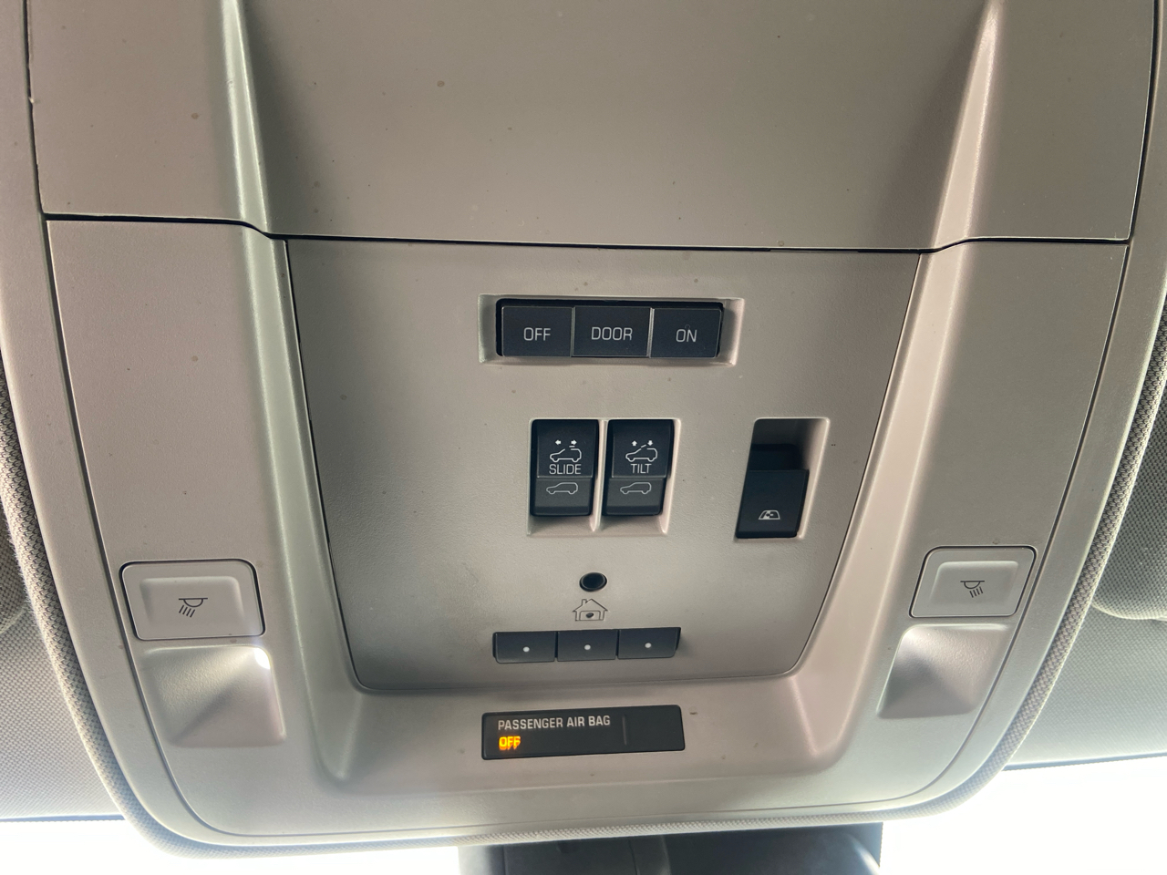 GMC Sierra 1500 Denali Crew Cab Long Box 4WD 2017