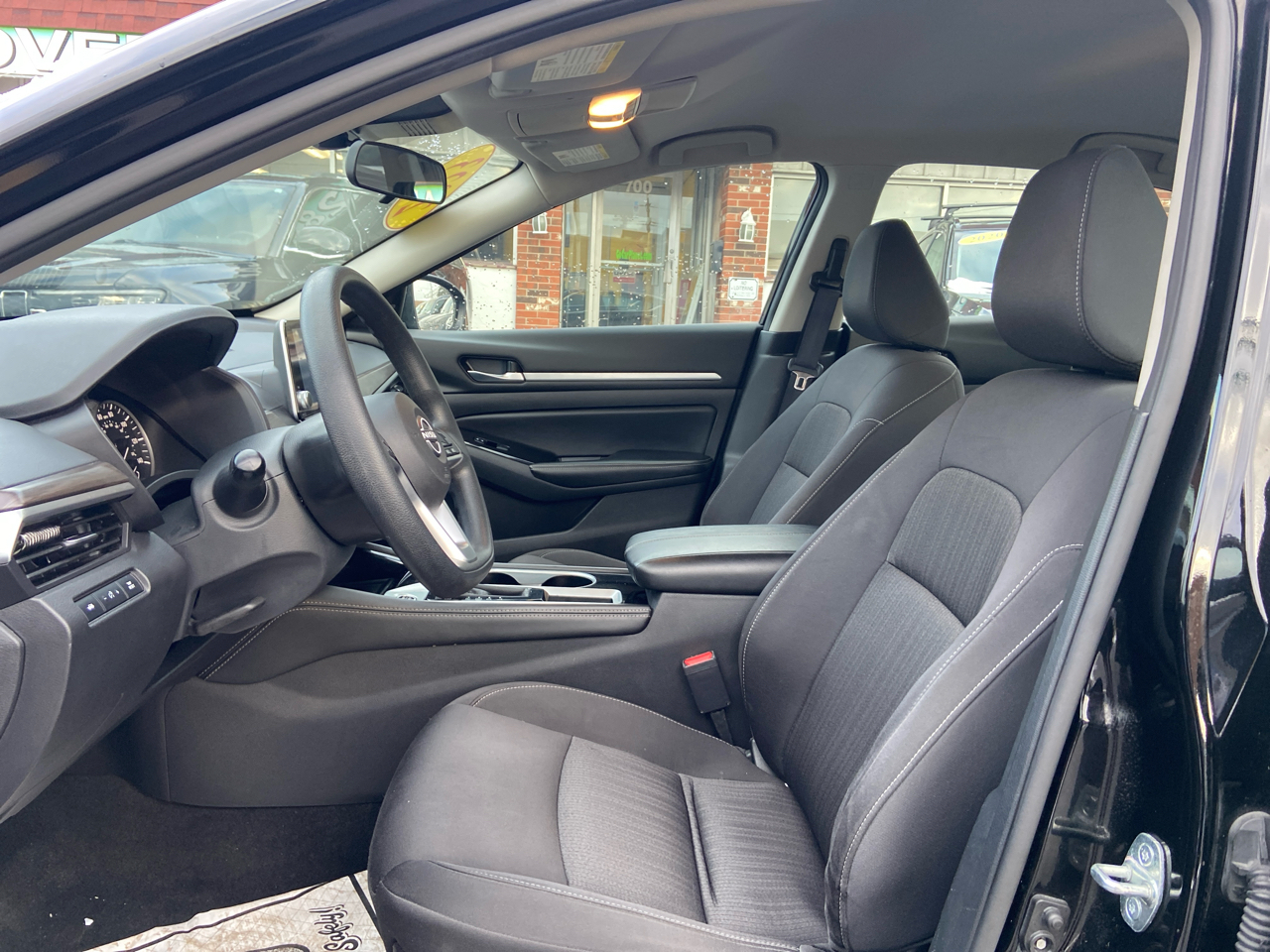 Nissan Altima 2.5 SV 2023