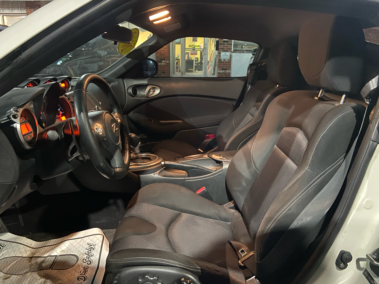 Nissan 370Z Coupe 2009