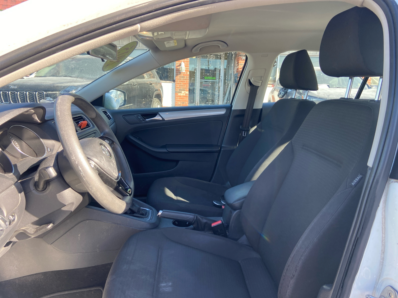 Volkswagen Jetta SE 6A 2015