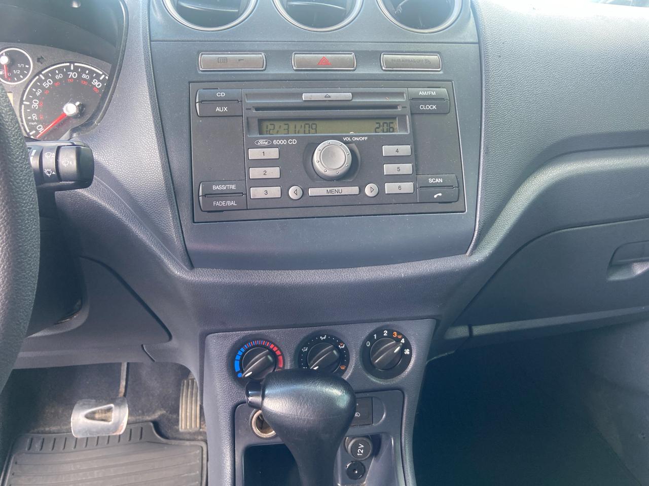 Ford Transit Connect XLT Wagon 2010