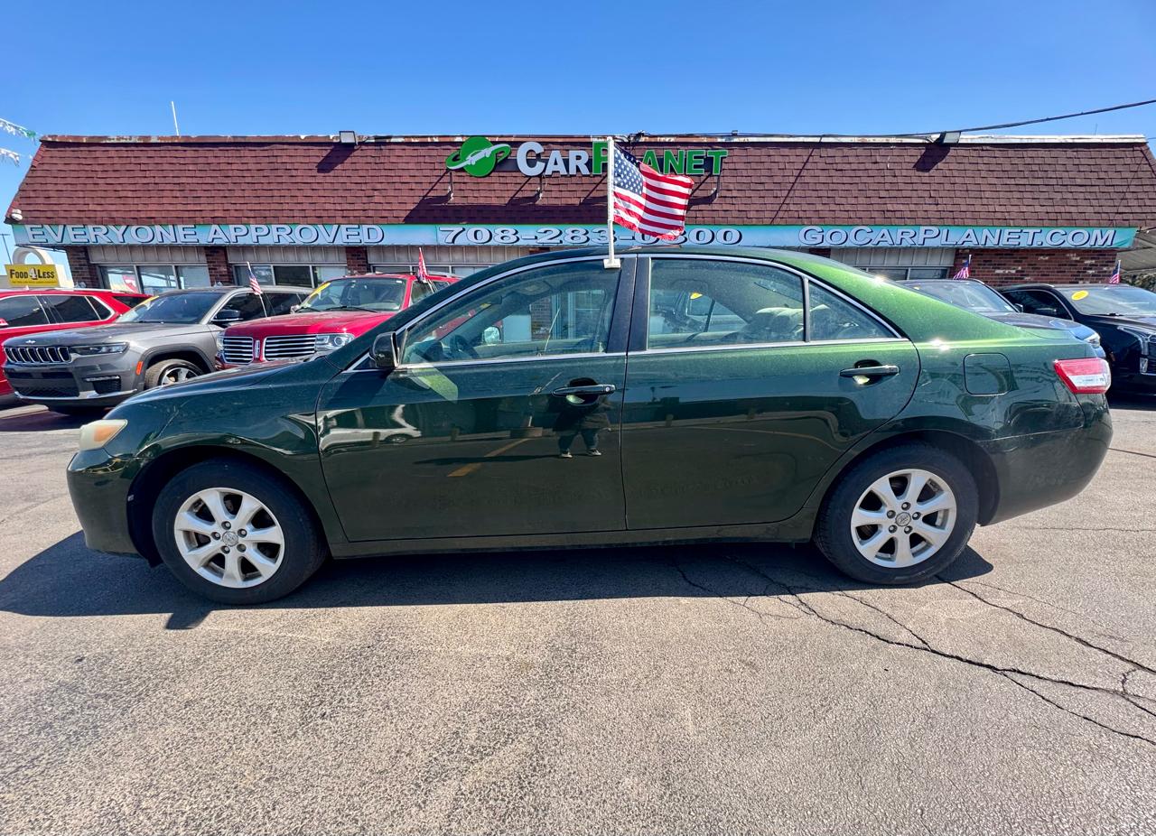 Toyota Camry LE 2011