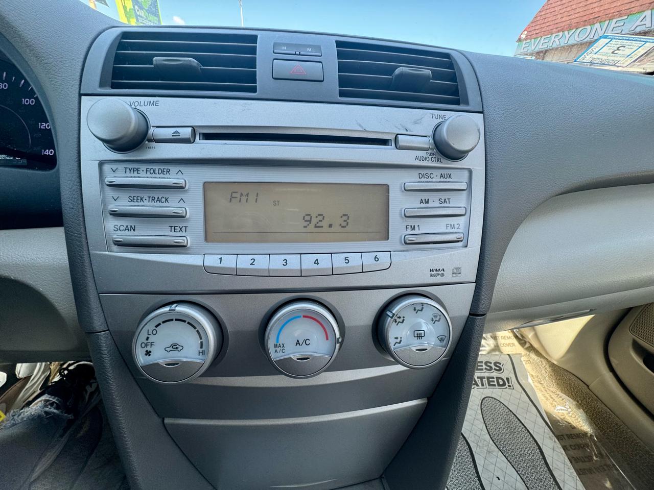 Toyota Camry LE 2011