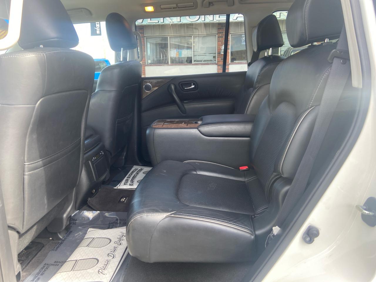 Infiniti QX80 4WD 2015