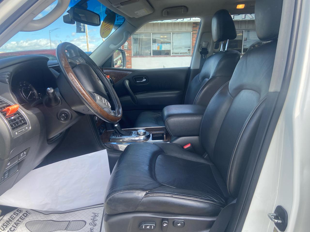 Infiniti QX80 4WD 2015