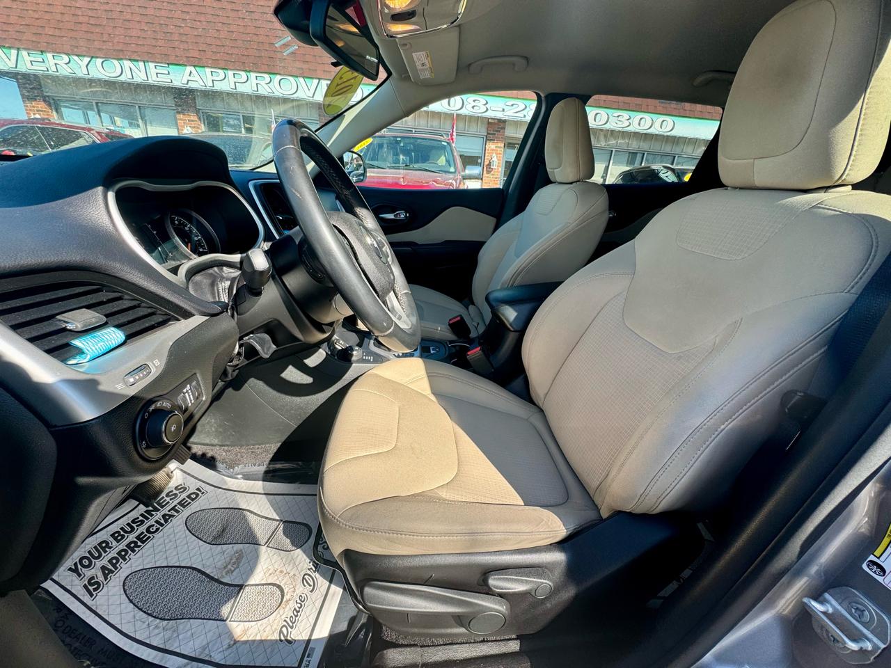 Jeep Cherokee Latitude 4WD 2015