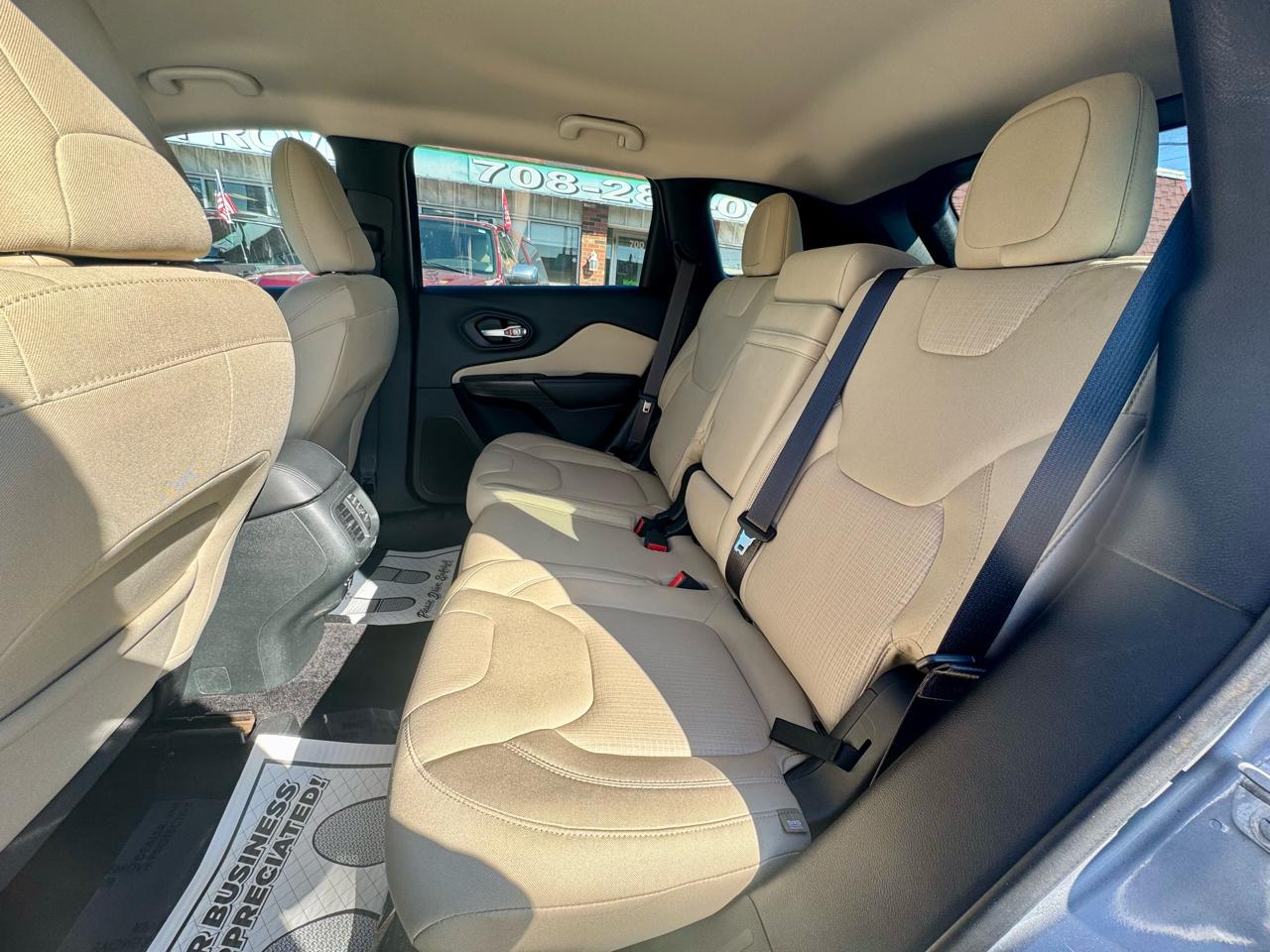 Jeep Cherokee Latitude 4WD 2015