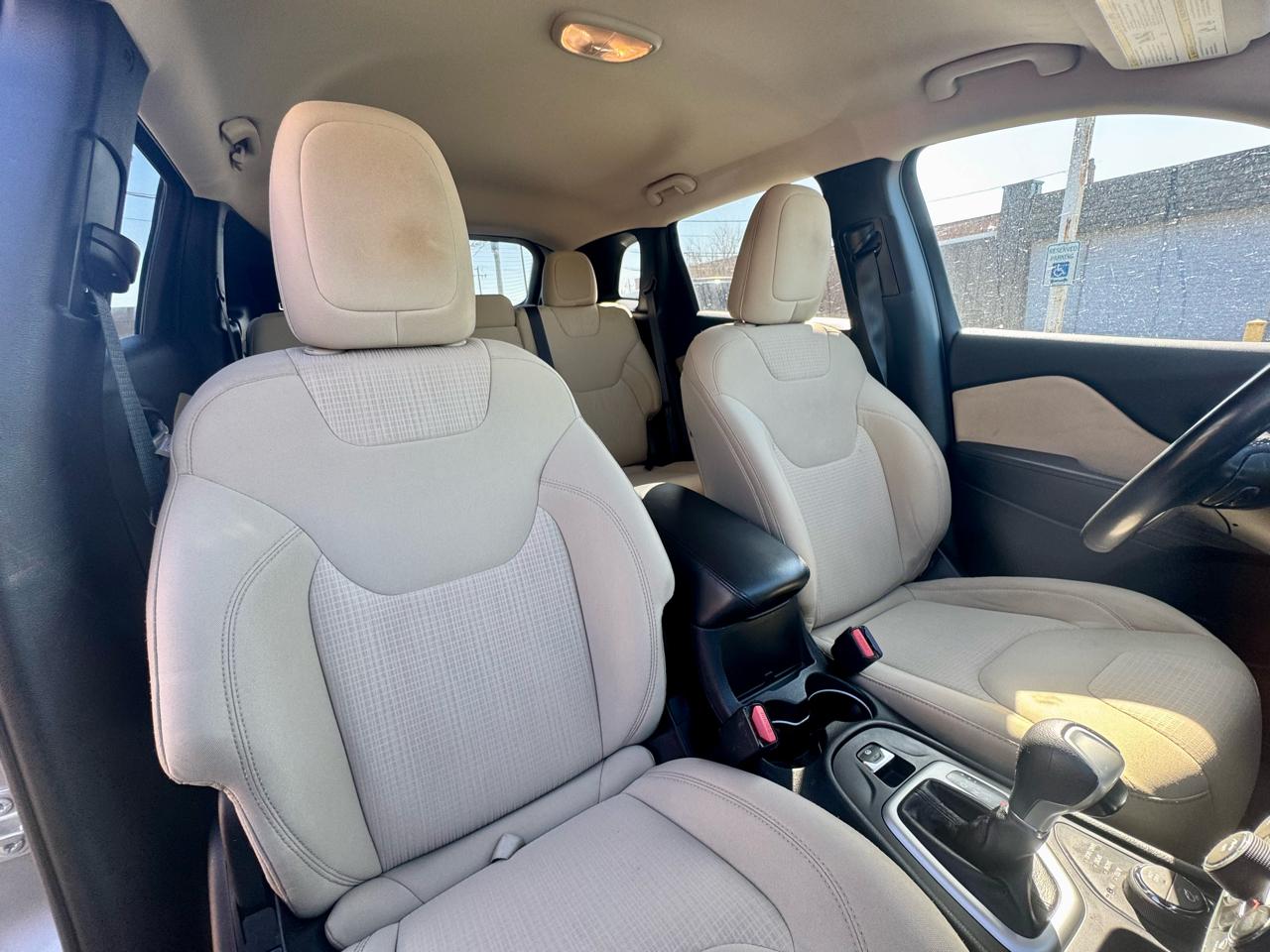 Jeep Cherokee Latitude 4WD 2015