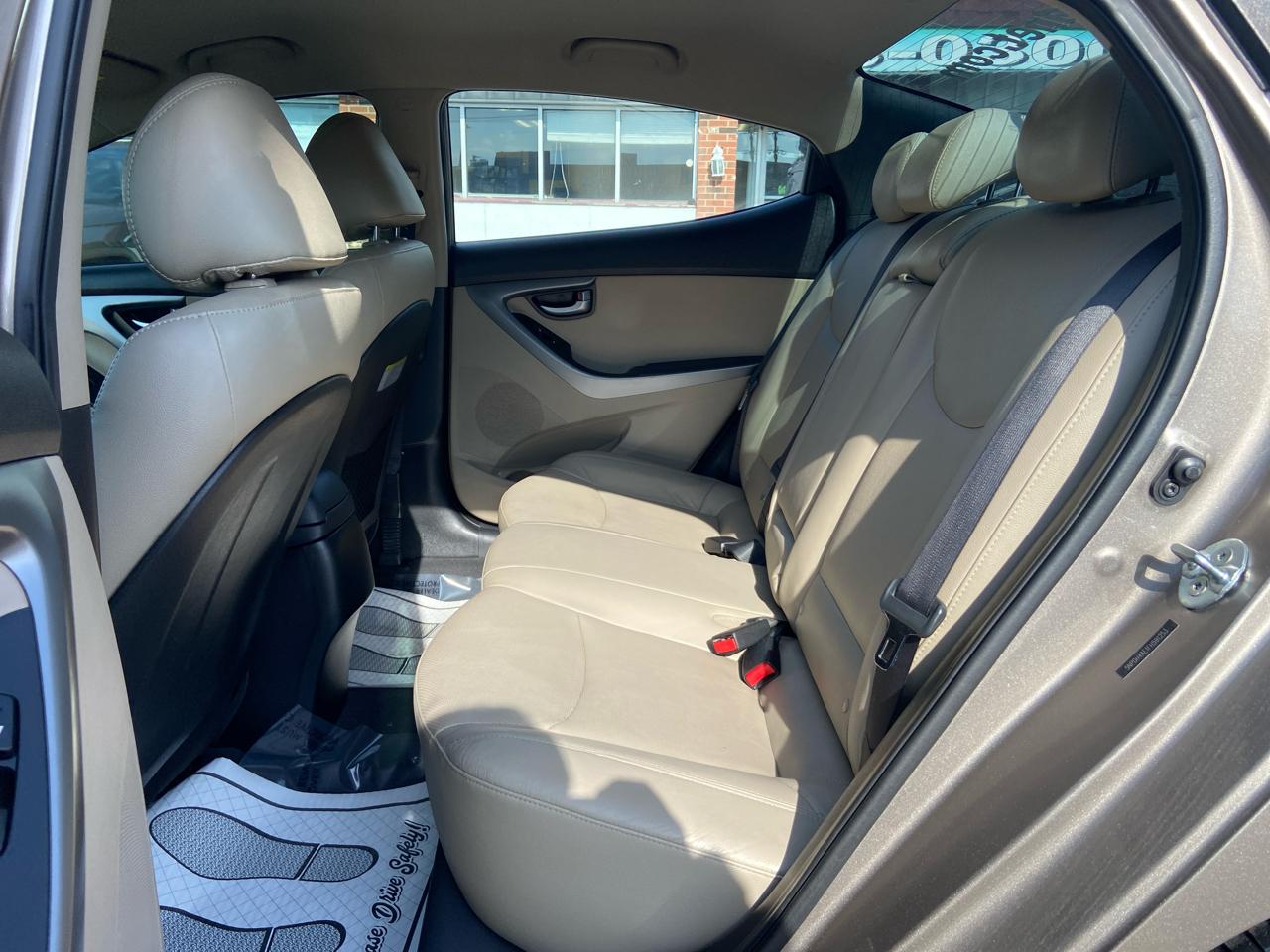 Hyundai Elantra Limited 2015