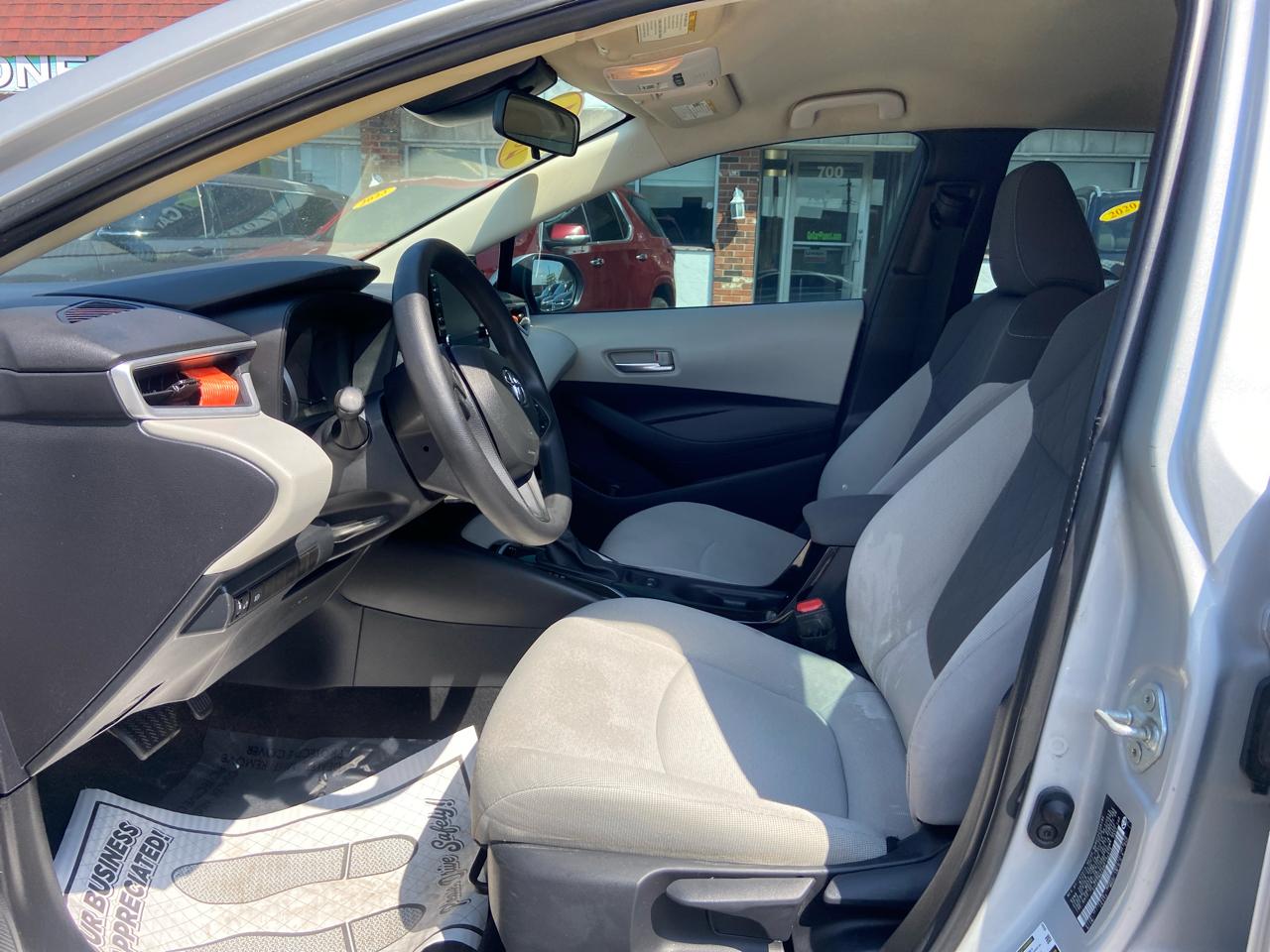 Toyota Corolla LE 2021
