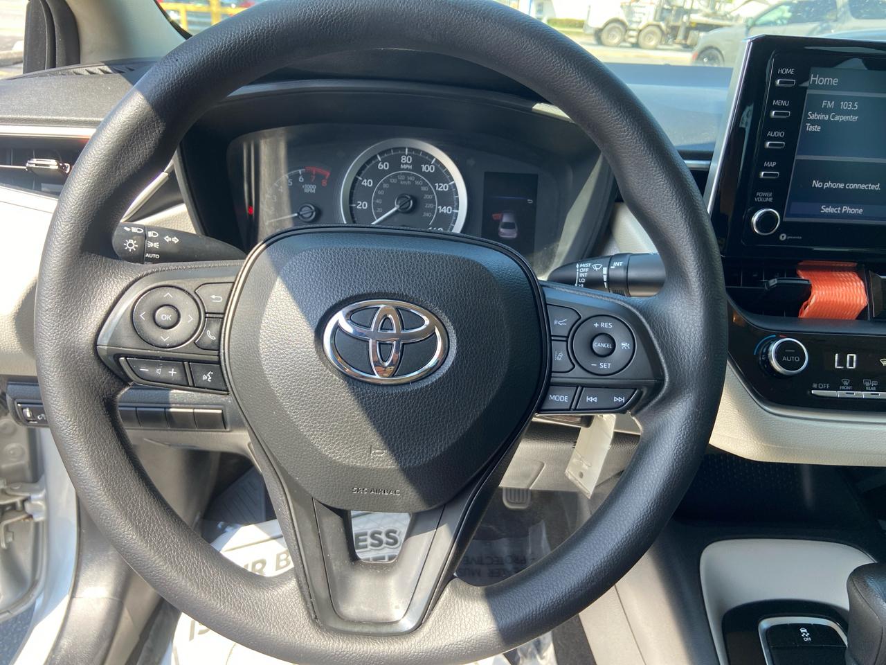 Toyota Corolla LE 2021