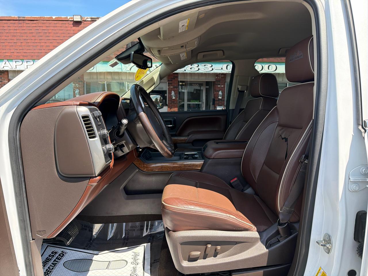 Chevrolet Silverado 1500 High Country Crew Cab Long Box 4WD 2016