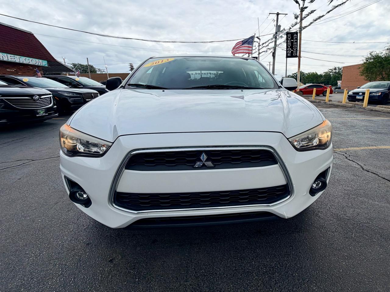 Mitsubishi Outlander Sport ES 2WD 2013