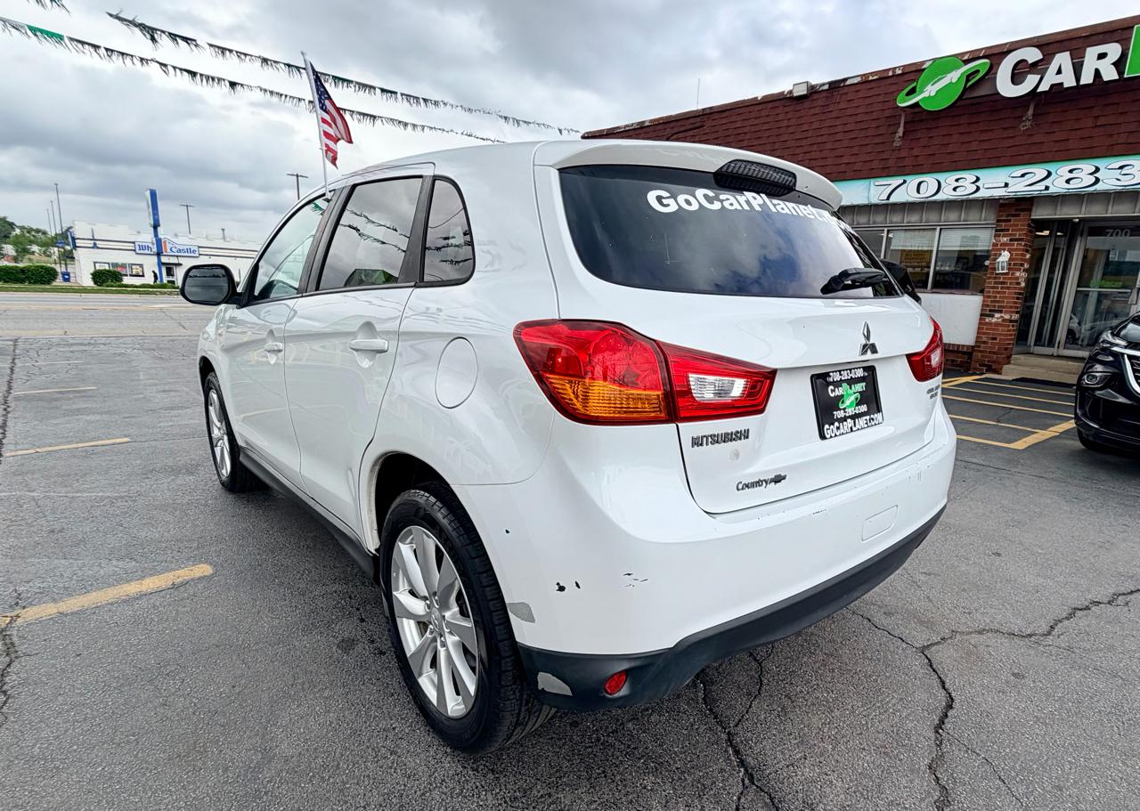Mitsubishi Outlander Sport ES 2WD 2013