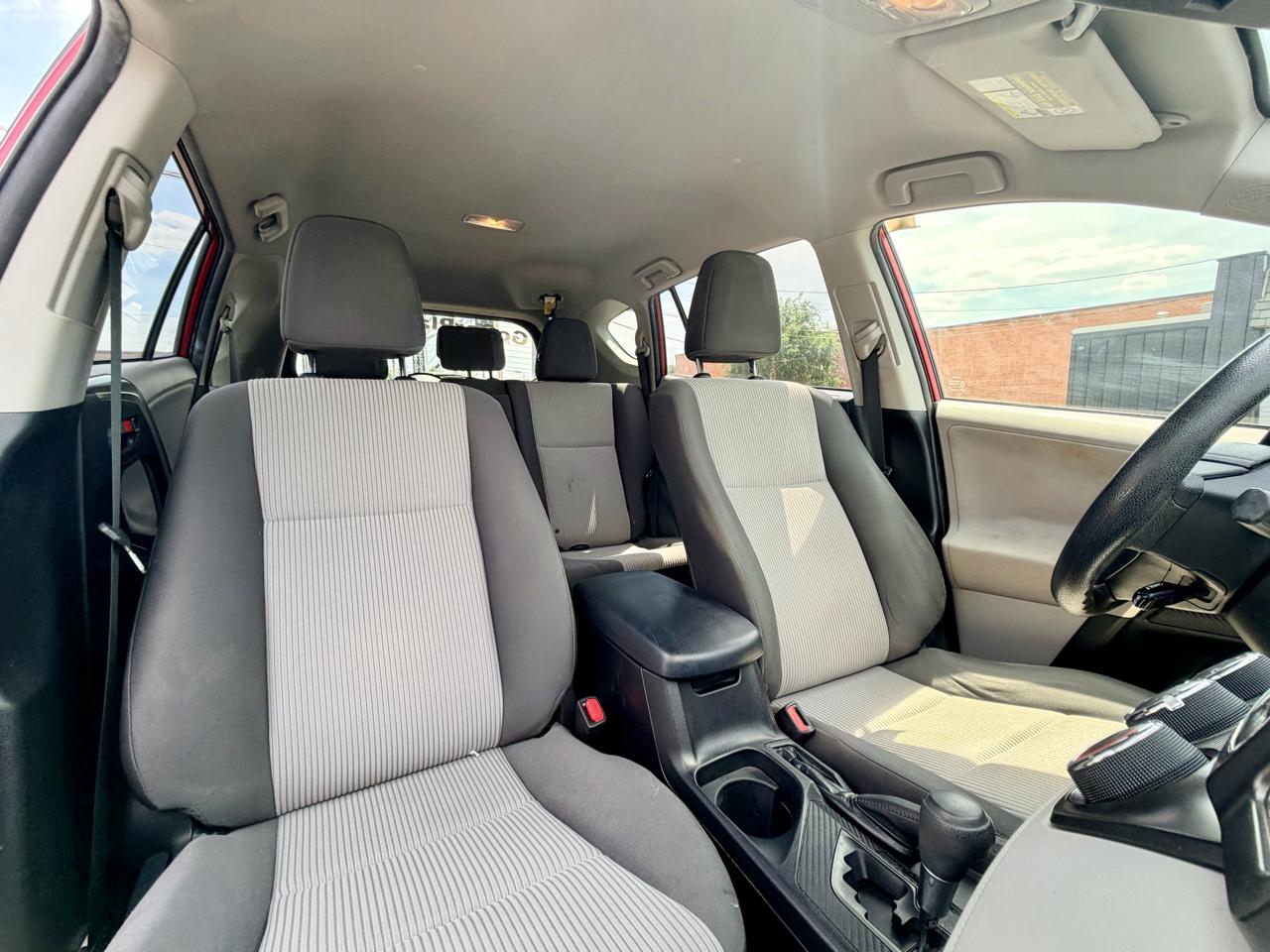Toyota RAV4 LE AWD 2013