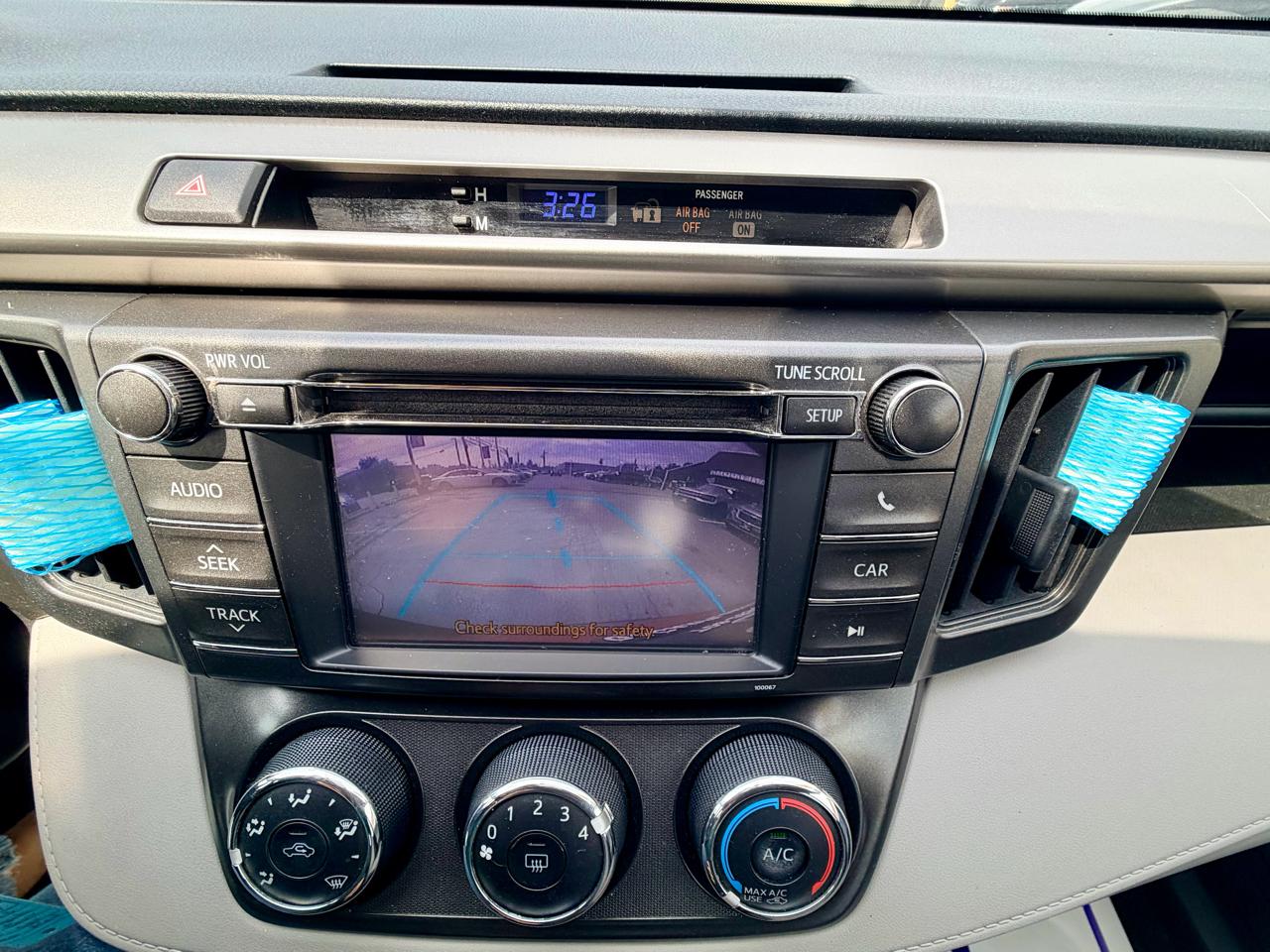 Toyota RAV4 LE AWD 2013