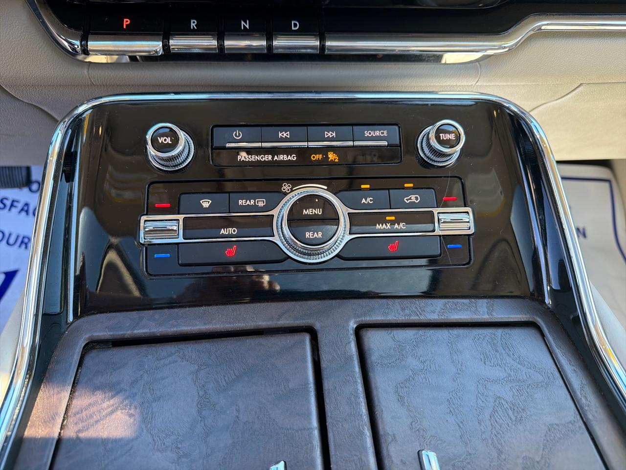 Lincoln Navigator Select 4WD 2019