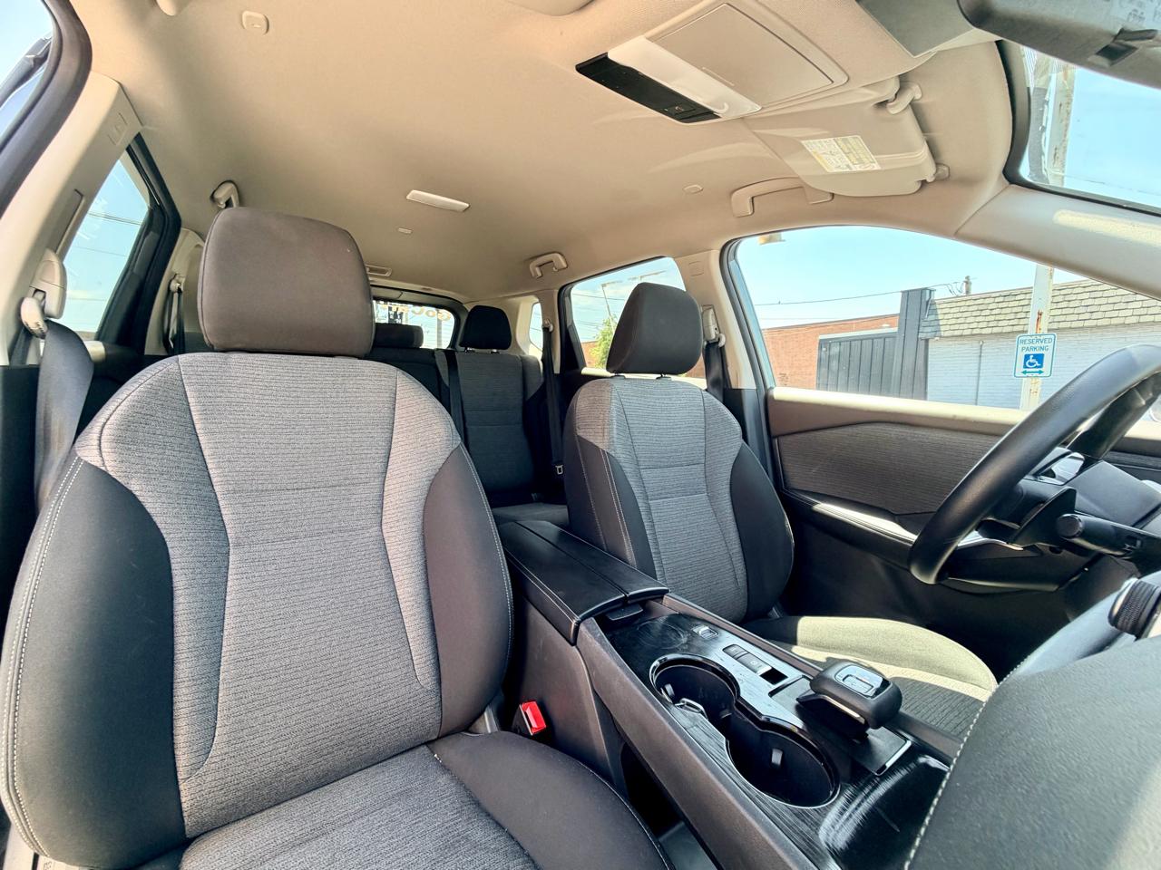 Nissan Rogue SV 2023