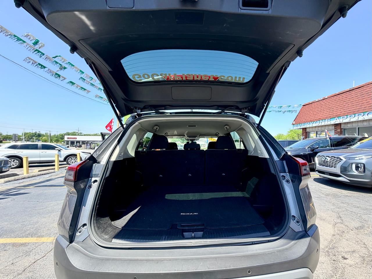 Nissan Rogue SV 2023