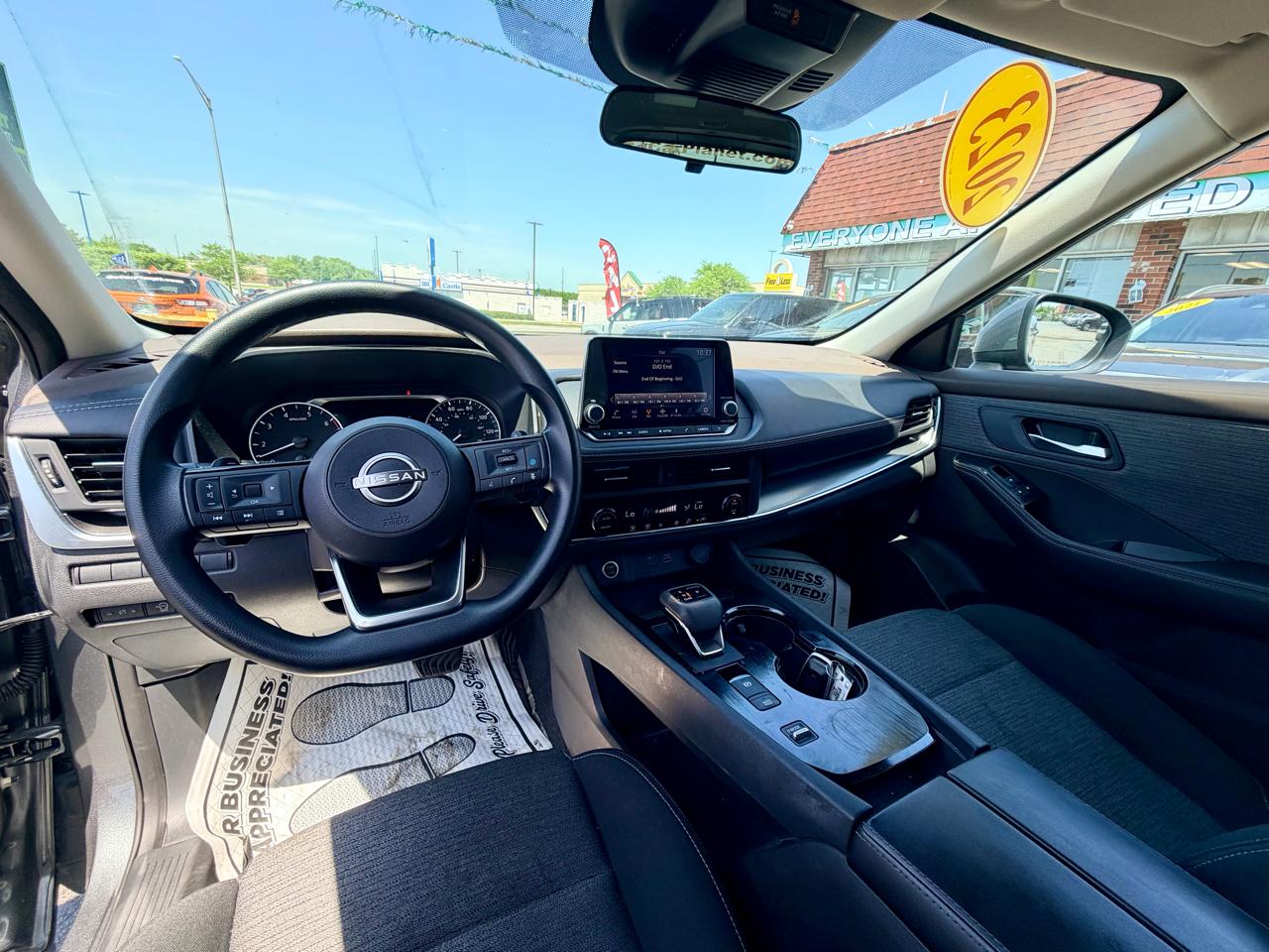Nissan Rogue SV 2023