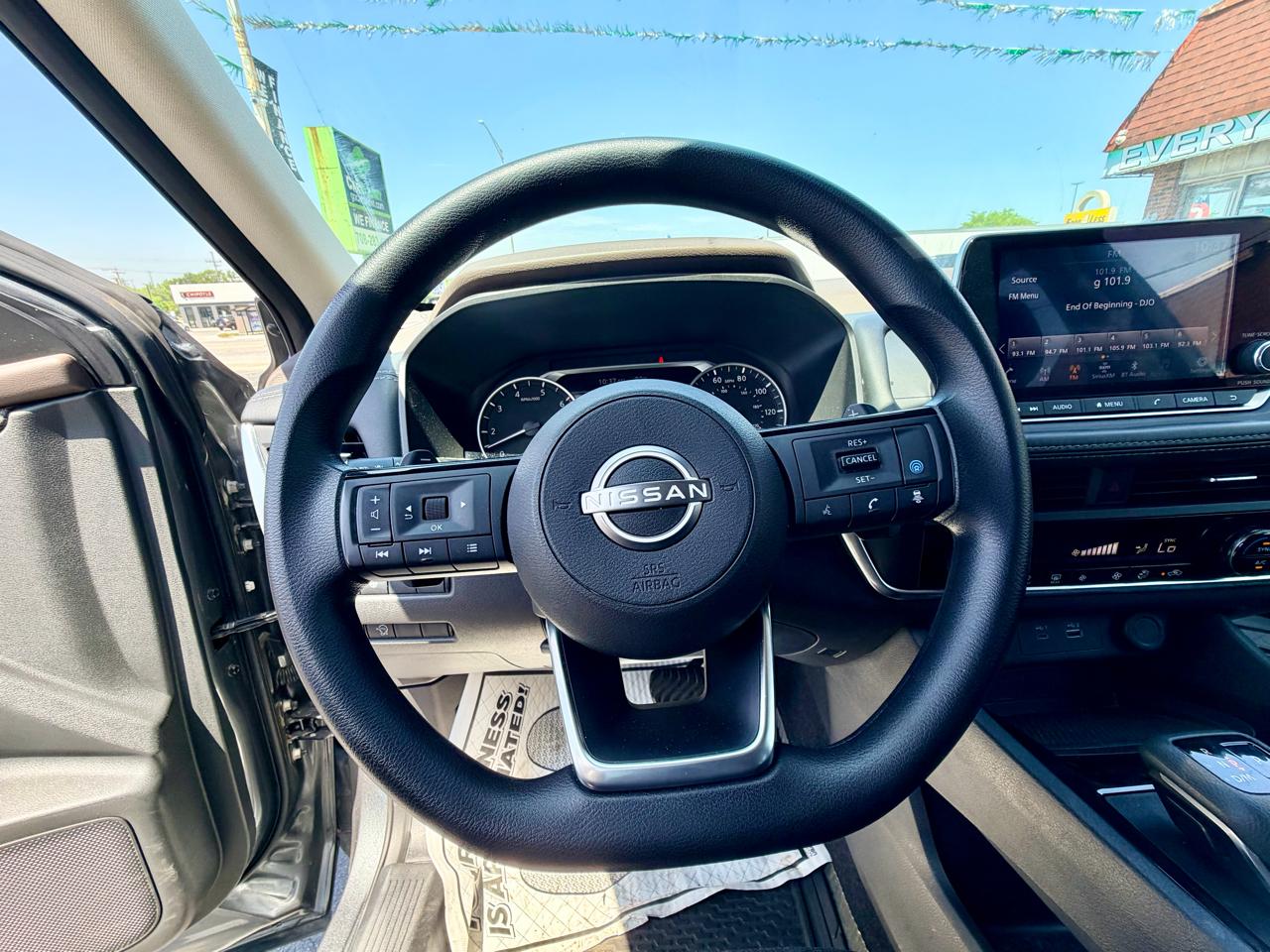Nissan Rogue SV 2023