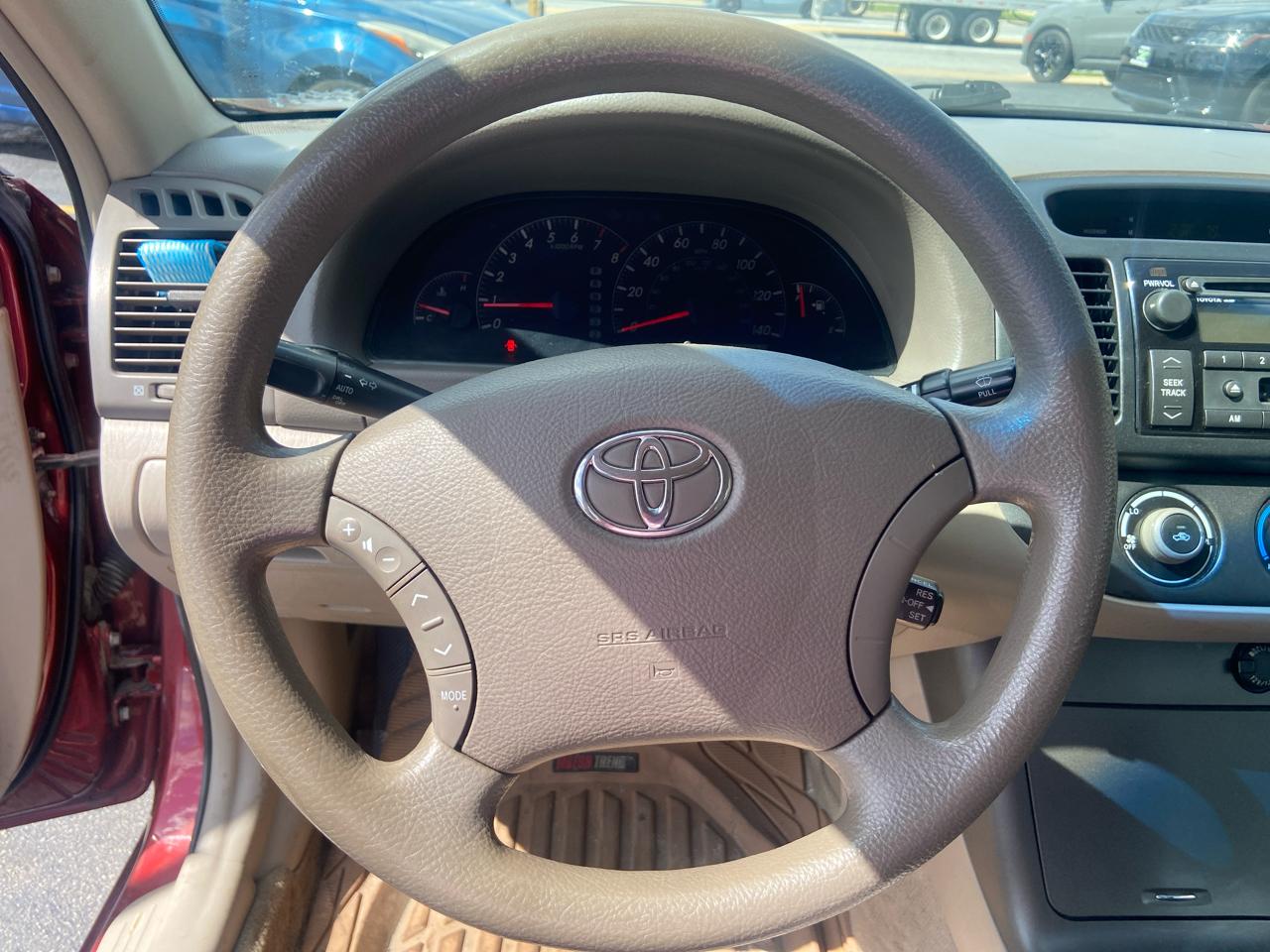 Toyota Camry LE V6 2005