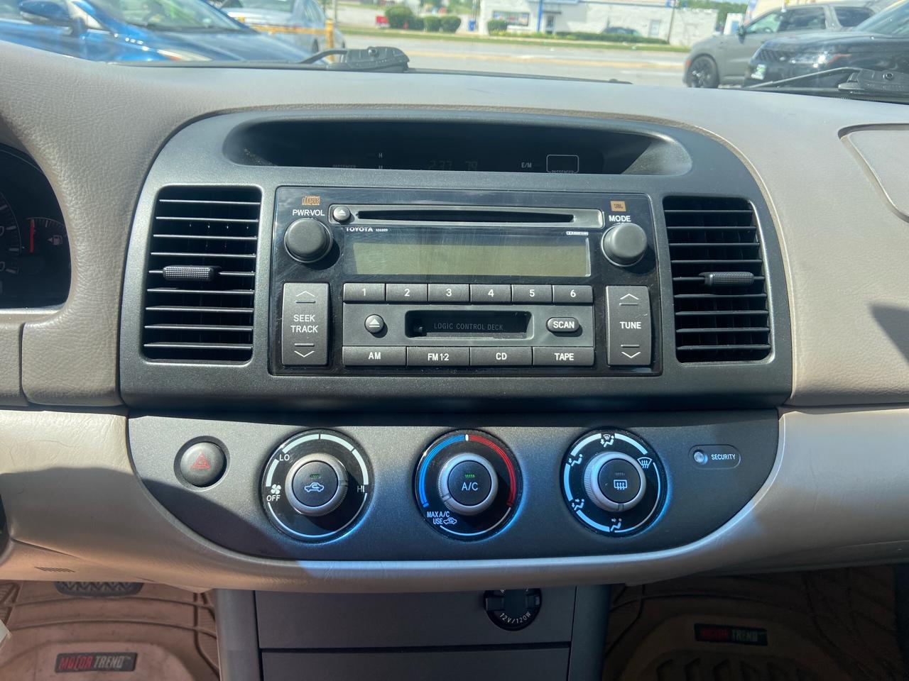 Toyota Camry LE V6 2005