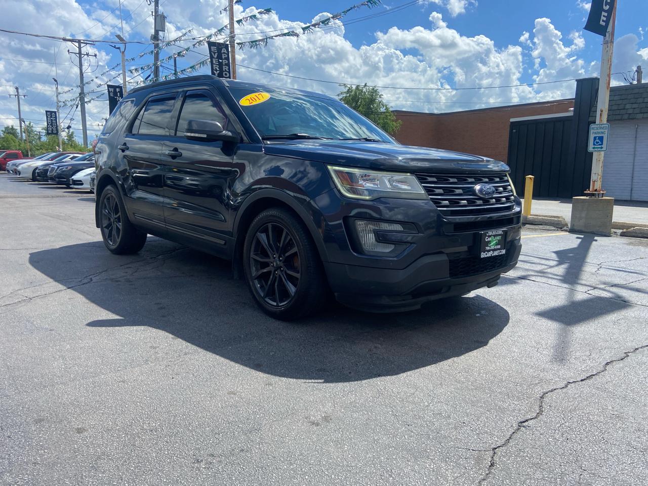 Ford Explorer XLT FWD 2017