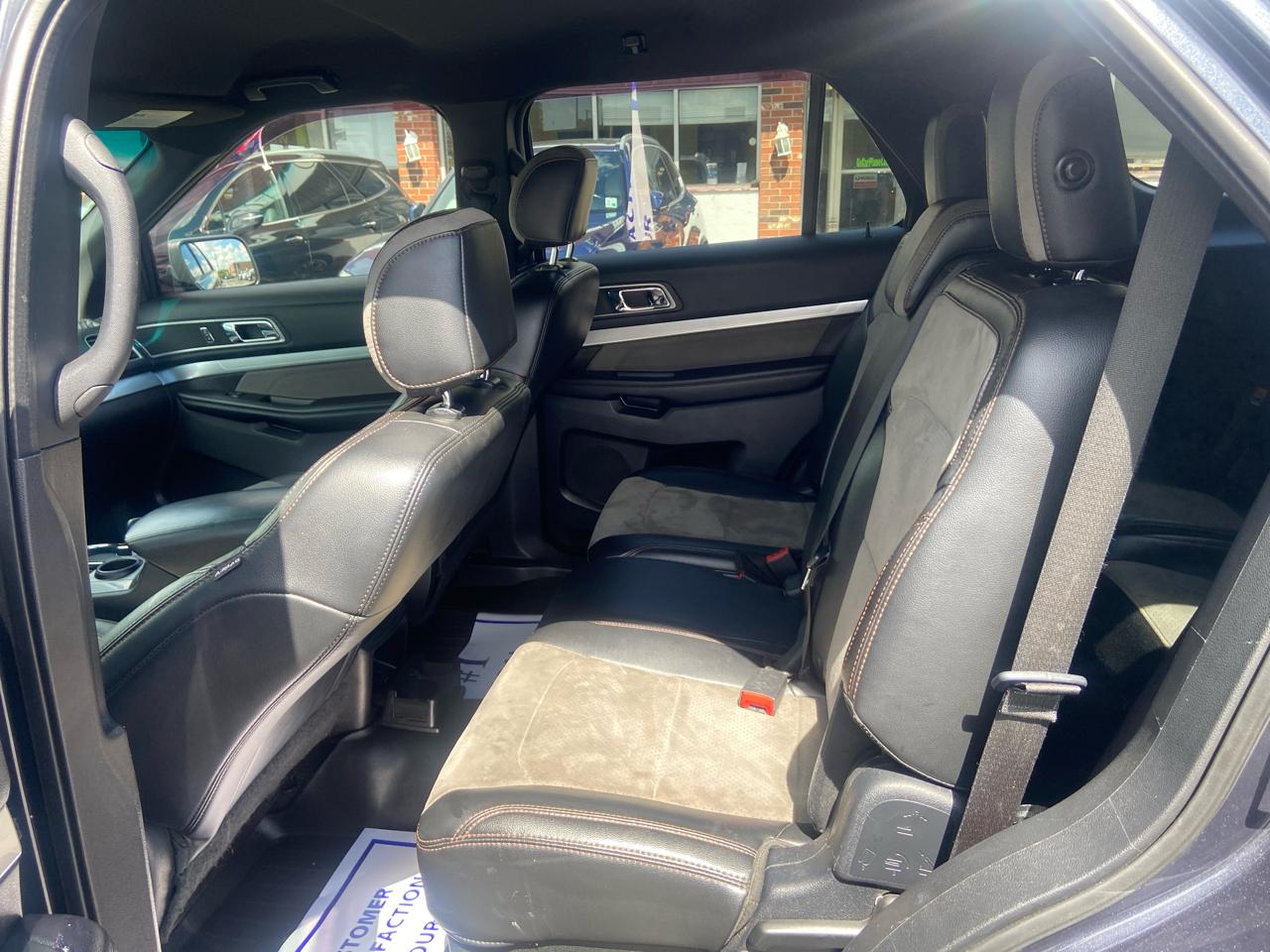 Ford Explorer XLT FWD 2017