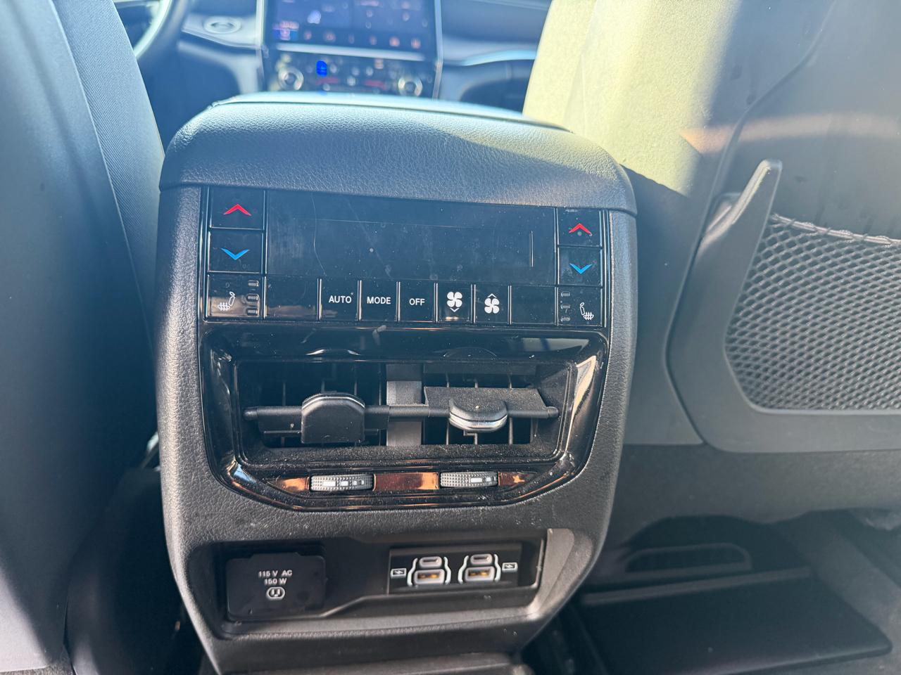 Jeep Grand Cherokee L Overland 4WD 2021