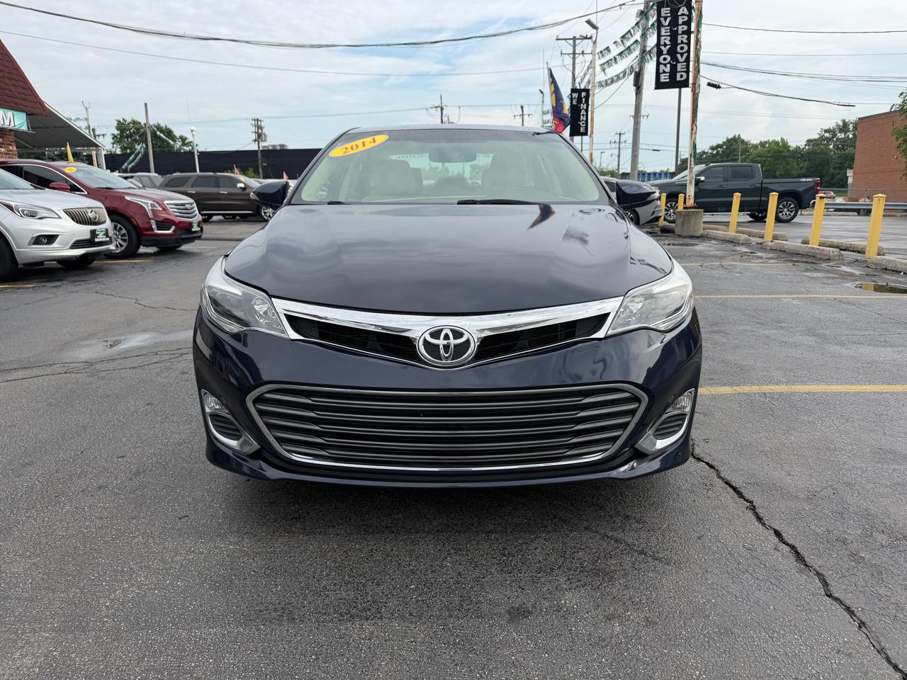 Toyota Avalon XLE 2014