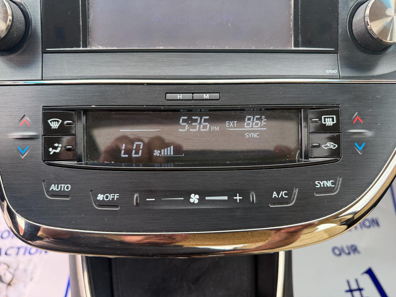 Toyota Avalon XLE 2014