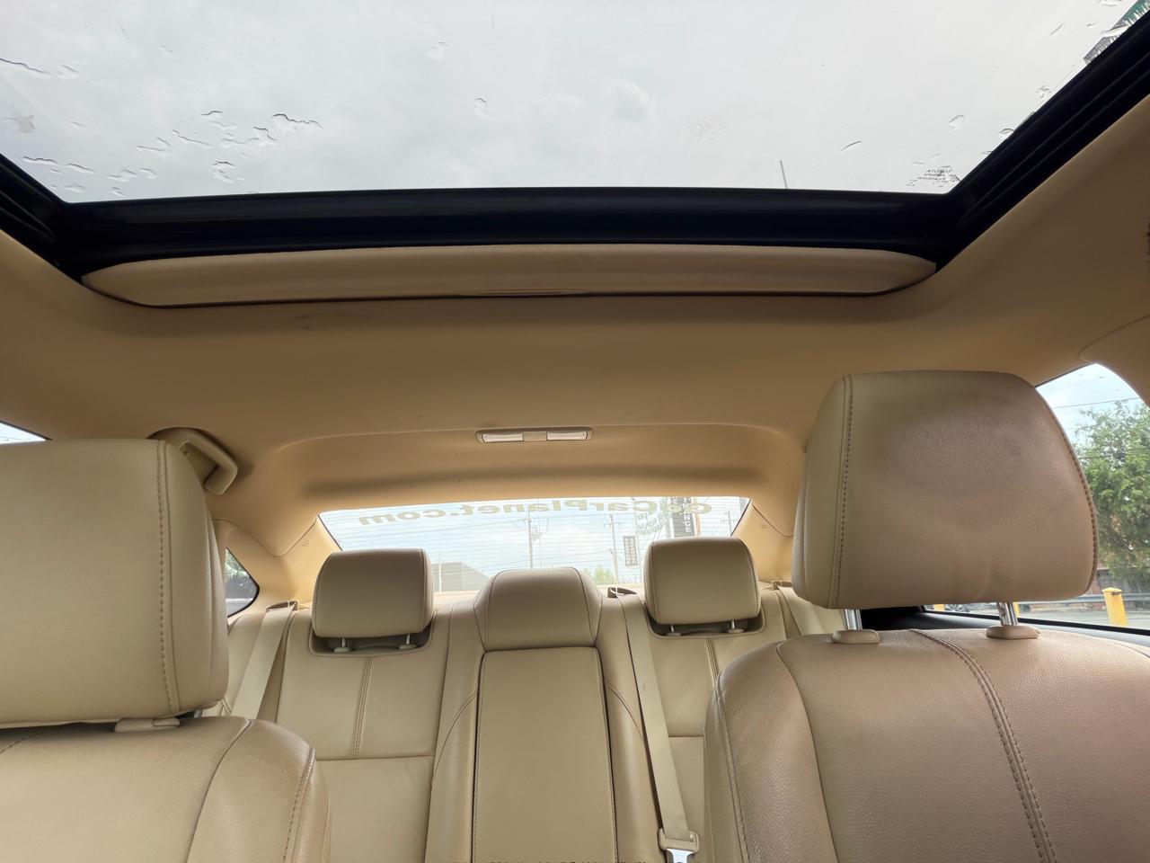Toyota Avalon XLE 2014
