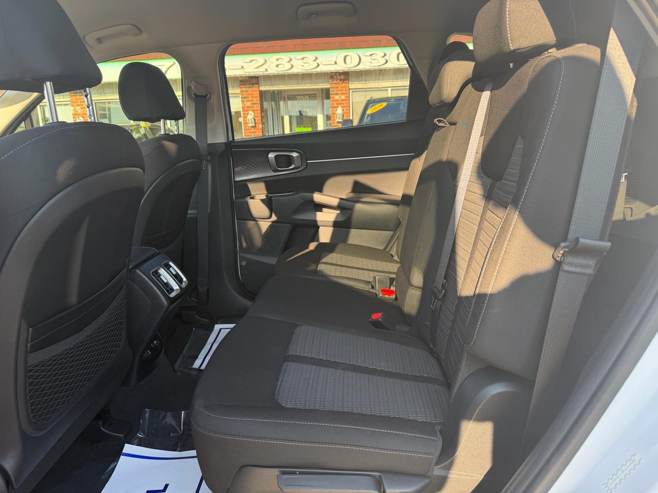 Kia Sorento LX 2WD 2023