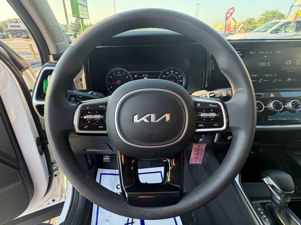 Kia Sorento LX 2WD 2023