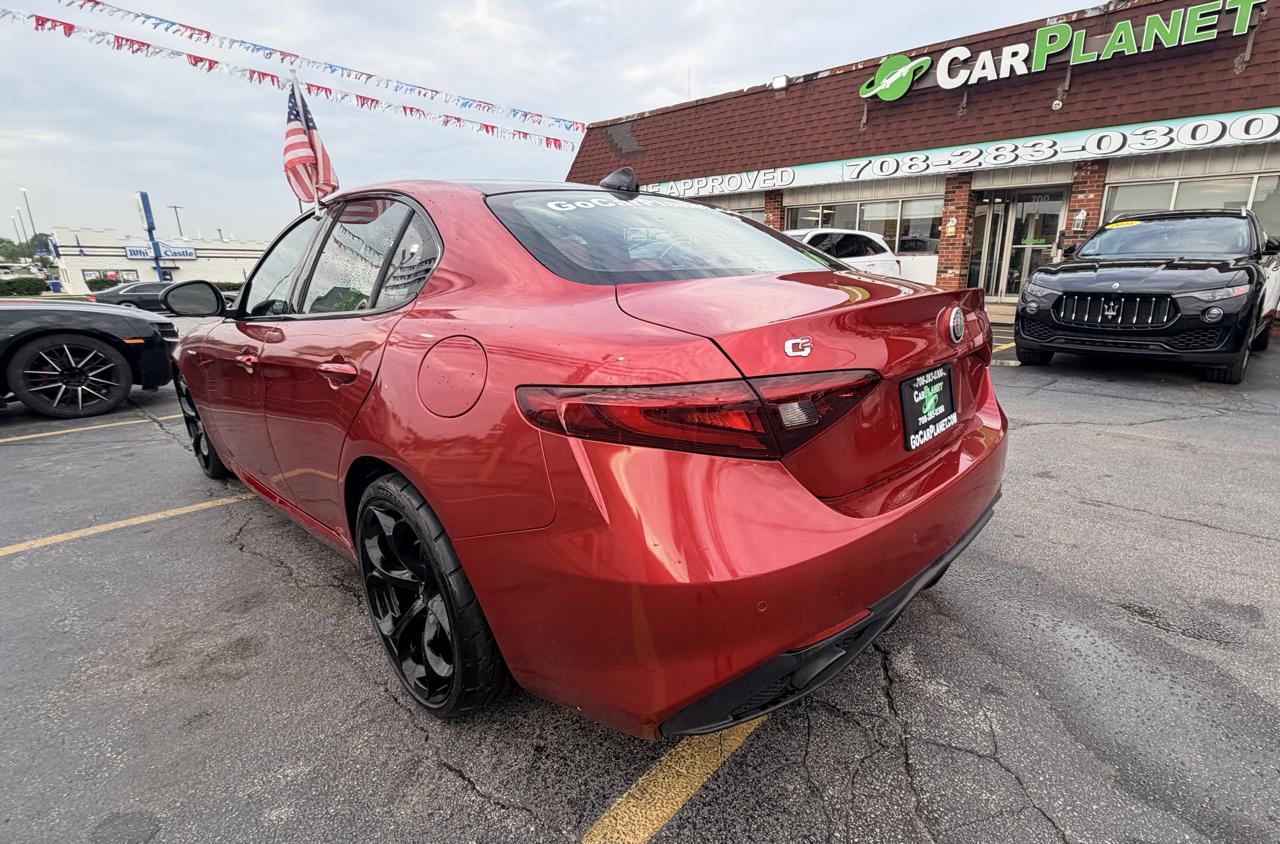 Alfa Romeo Giulia Veloce RWD 2023