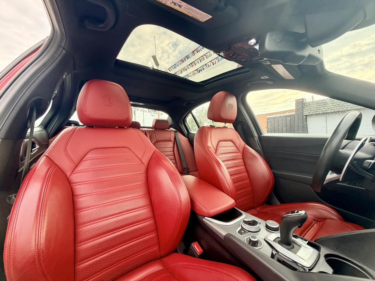 Alfa Romeo Giulia Veloce RWD 2023