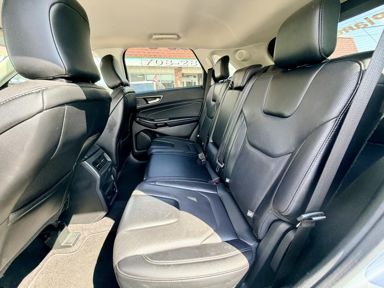 Ford Edge Titanium AWD 2022