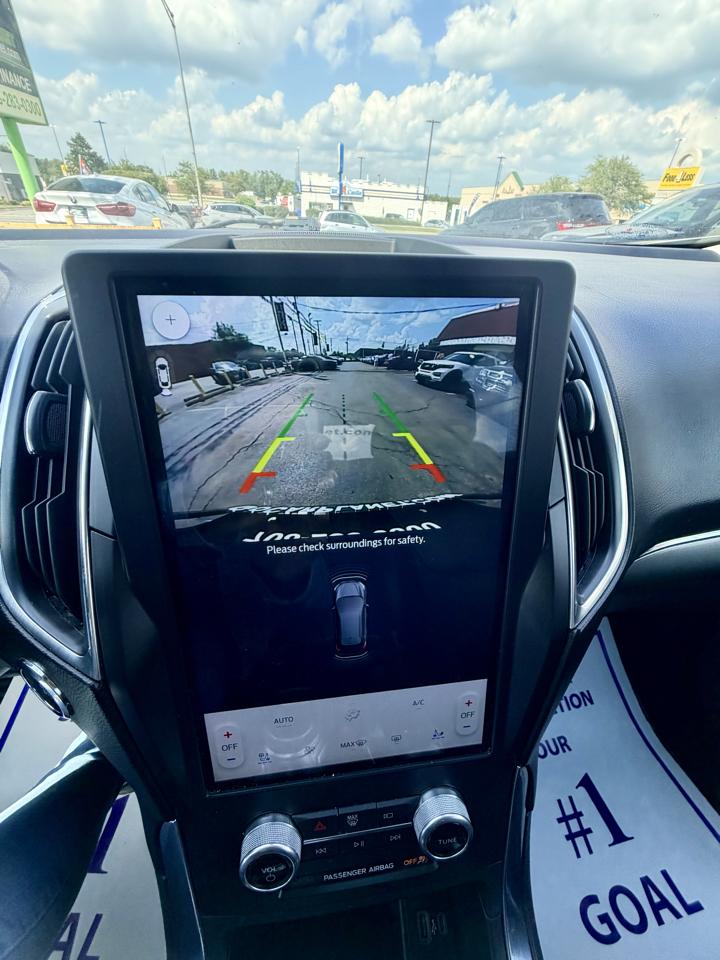 Ford Edge Titanium AWD 2022