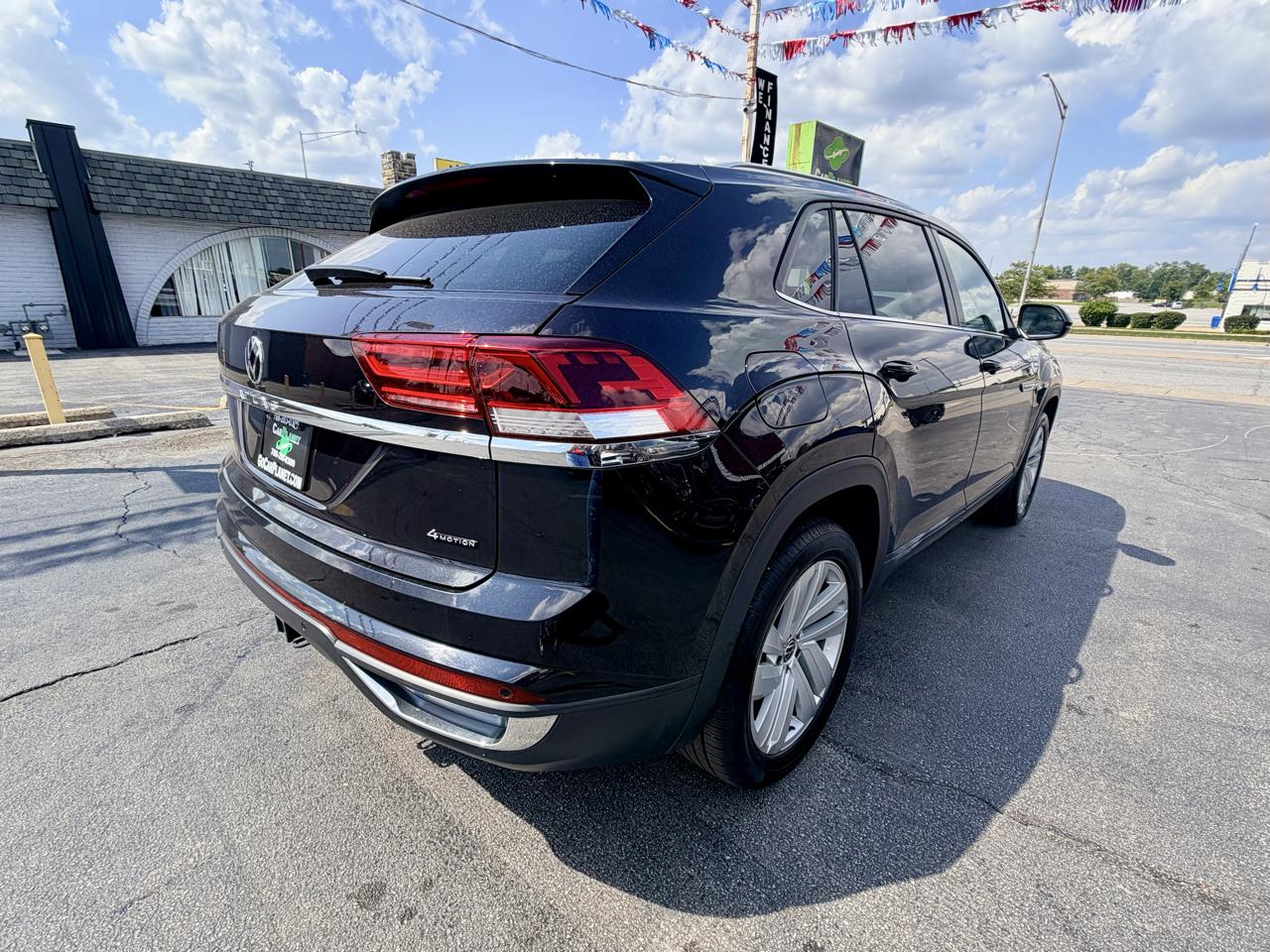 Volkswagen Atlas Cross Sport V6 SE w/Technology 4MOTION 2023