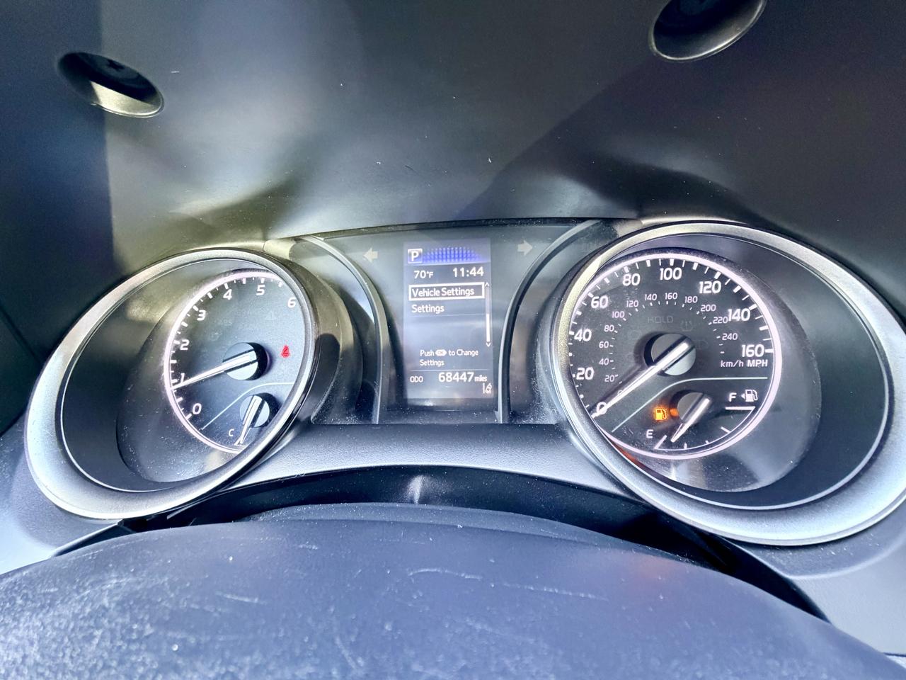 Toyota Camry SE 2021