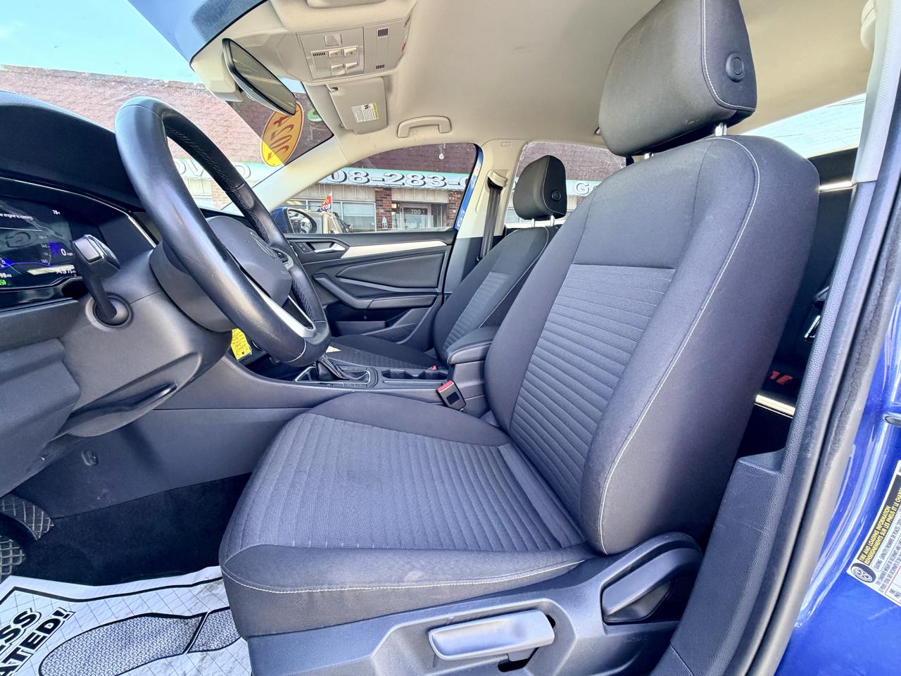 Volkswagen Jetta S 2024