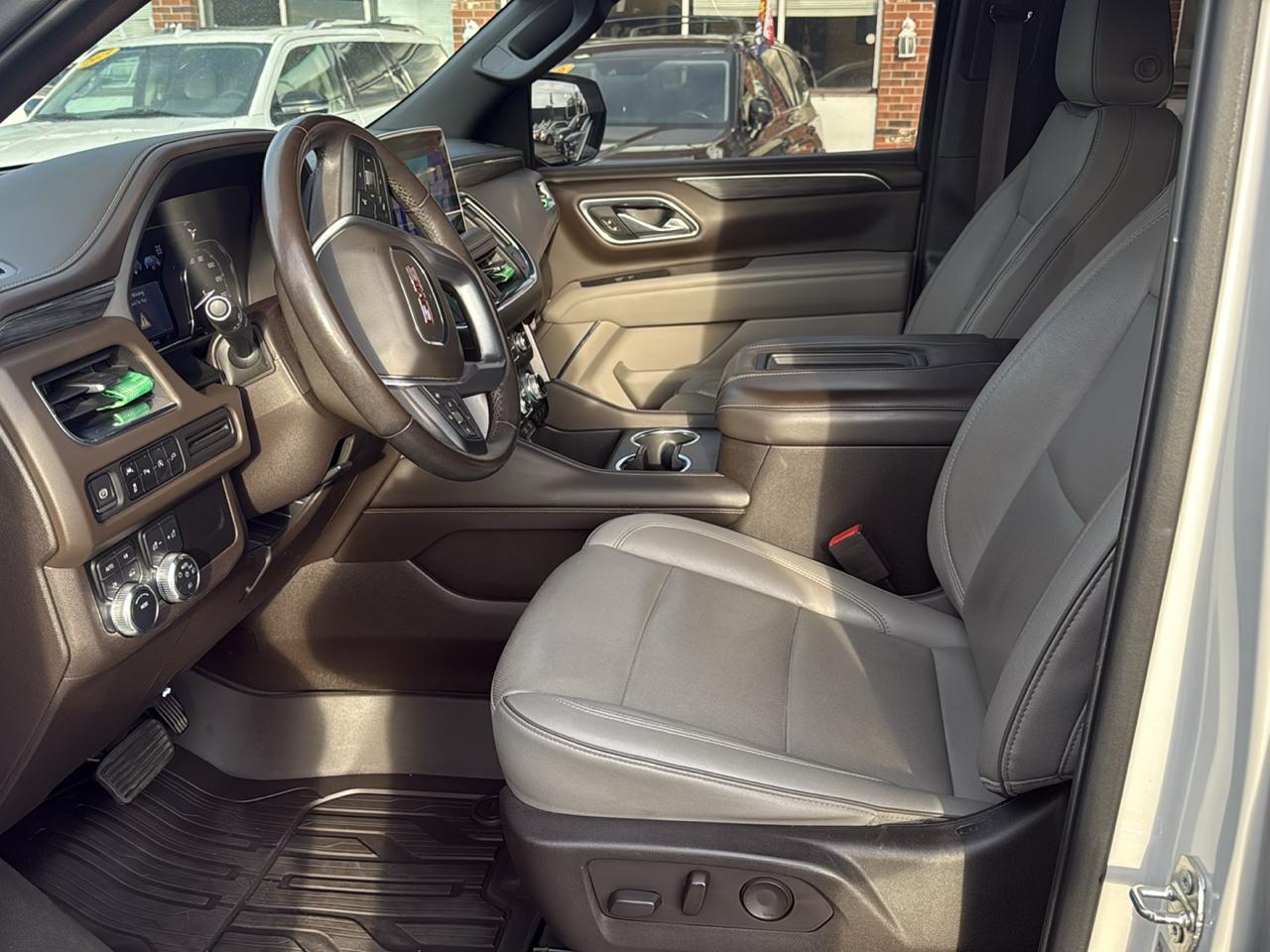GMC Yukon SLT 4WD 2021